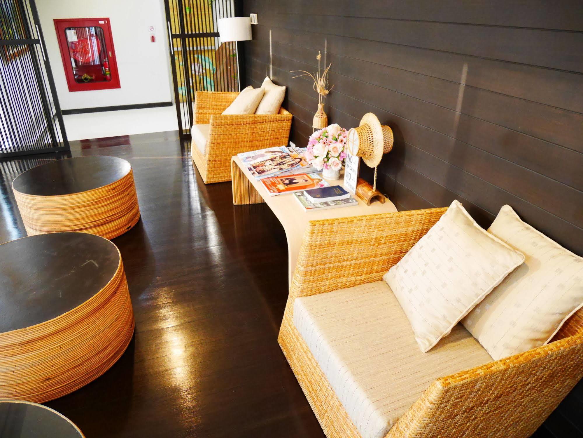 Swutel Hotel Bangkok Eksteriør bilde